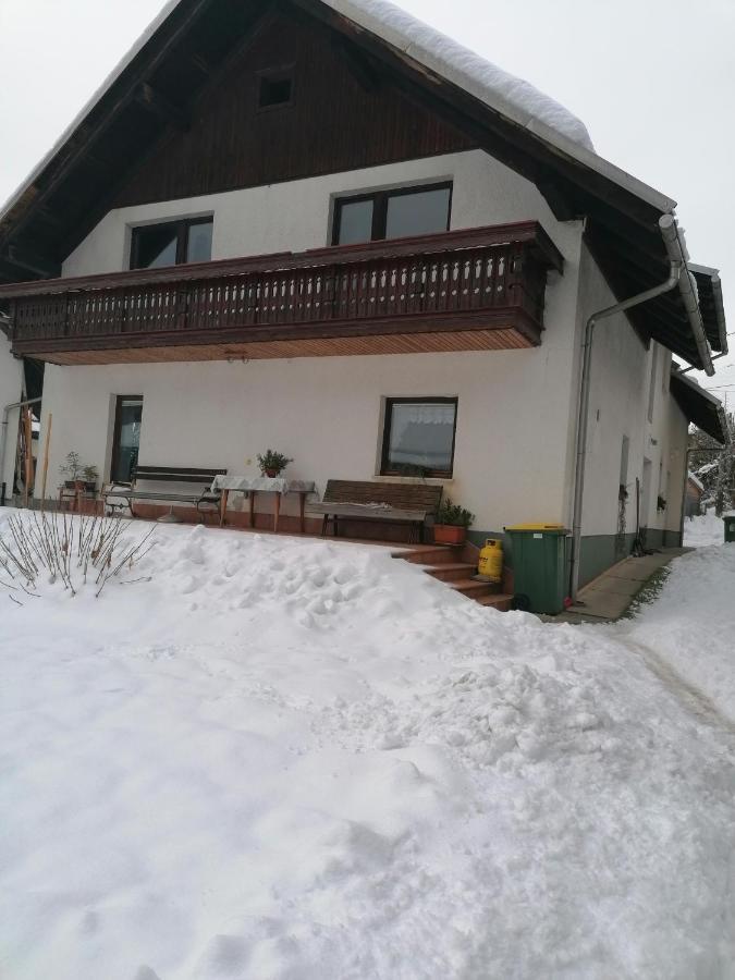 Apartma Tilika Кранска гора Екстериор снимка